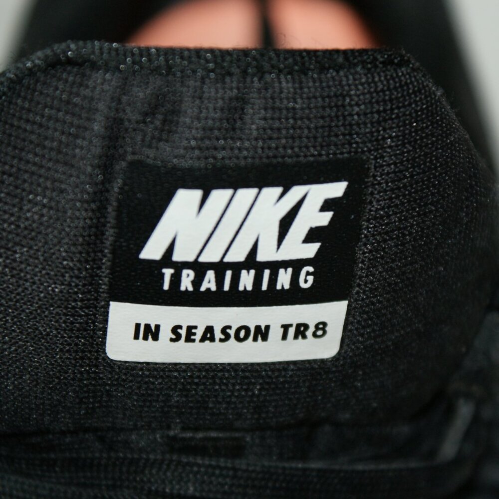 Nike Training in Season TR 8 Just Do It Athletic Shoe Size 9.5 Black and White